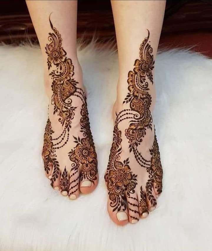 best mehndi designs for your feet