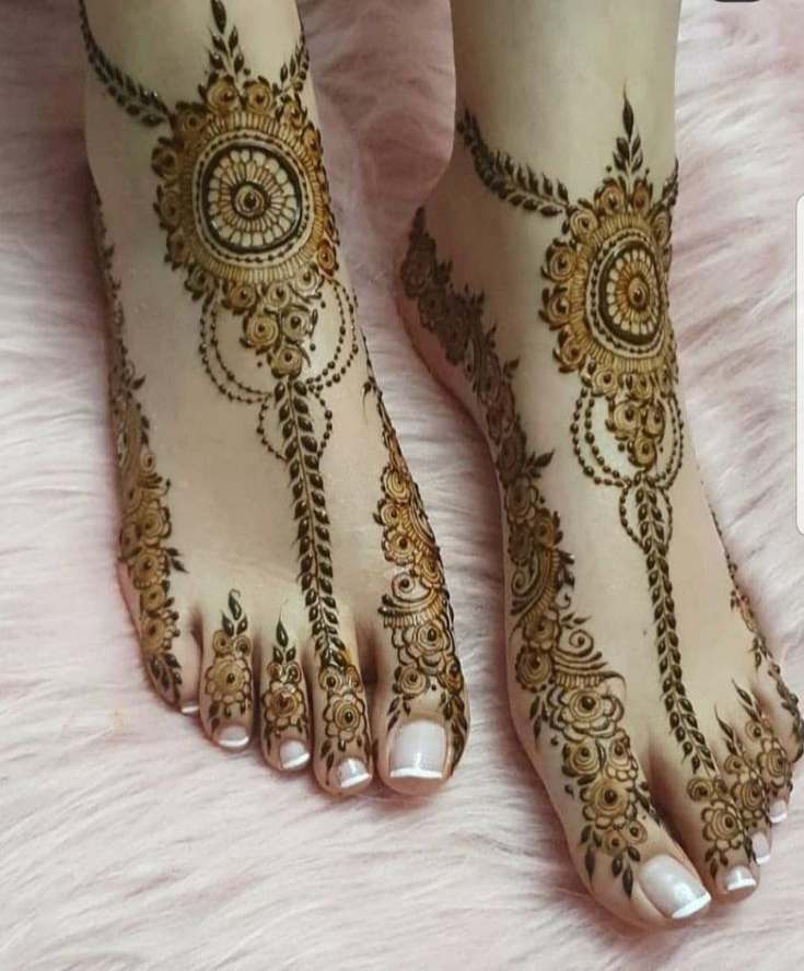 best mehndi designs for your feet