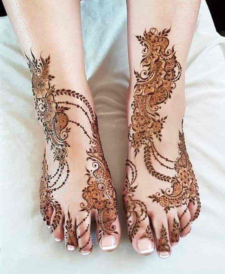 best mehndi designs for your feet